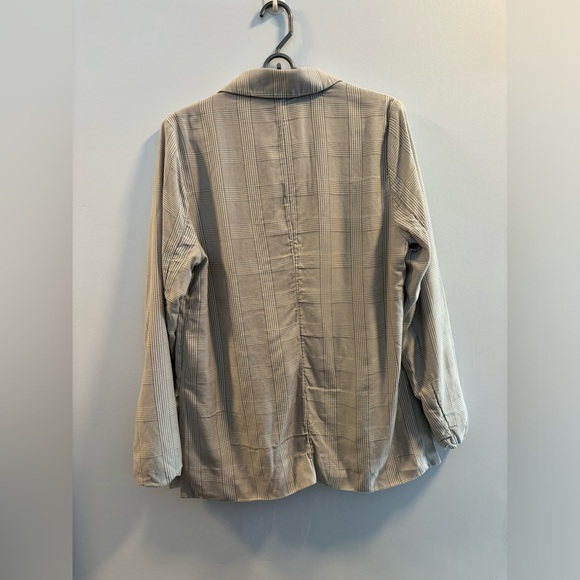 Abercrombie & Fitch Blazer and Skirt Set - Picture 2 of 12